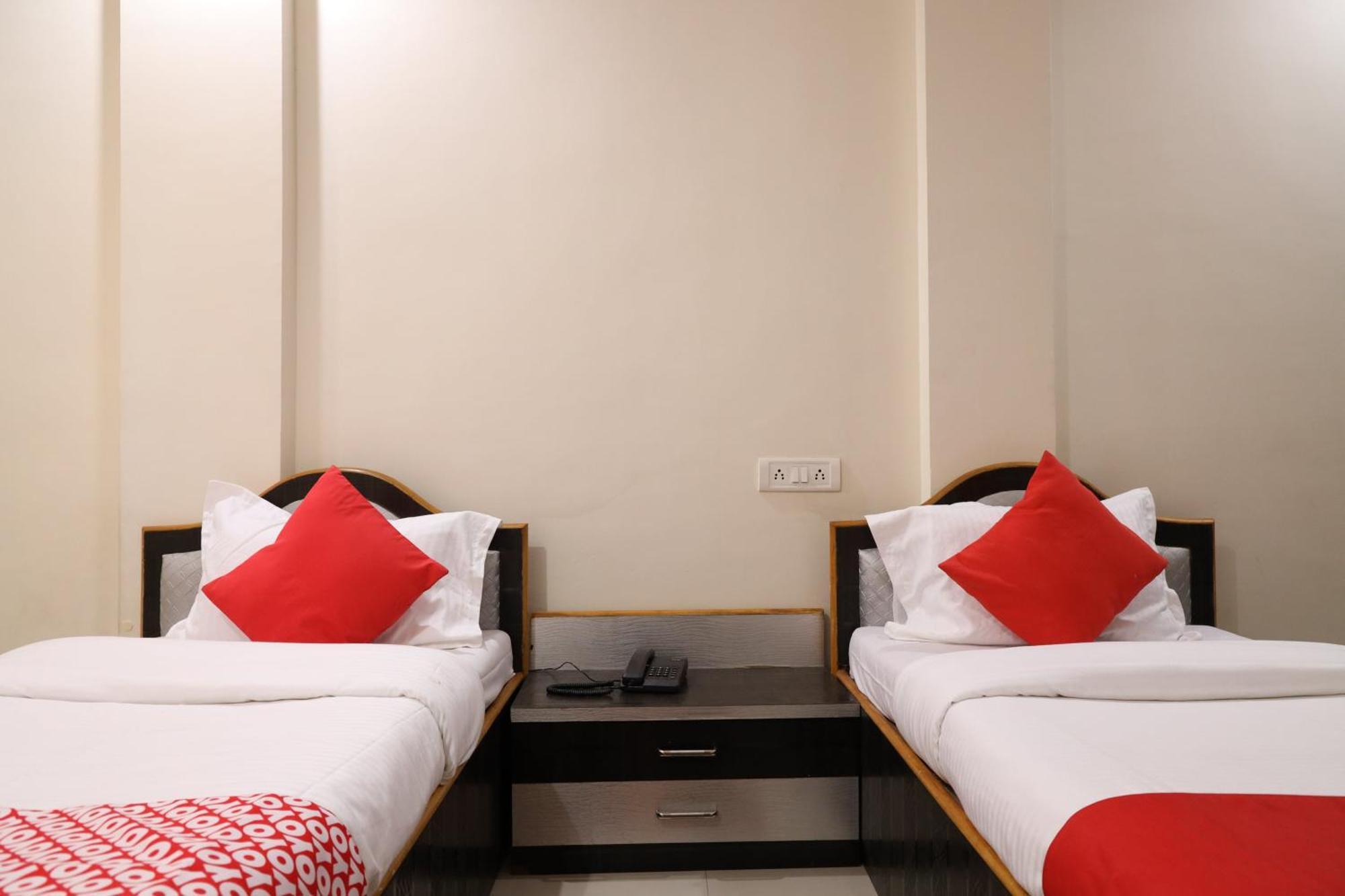 Hotel O Prithvi Inn Nagpur Esterno foto