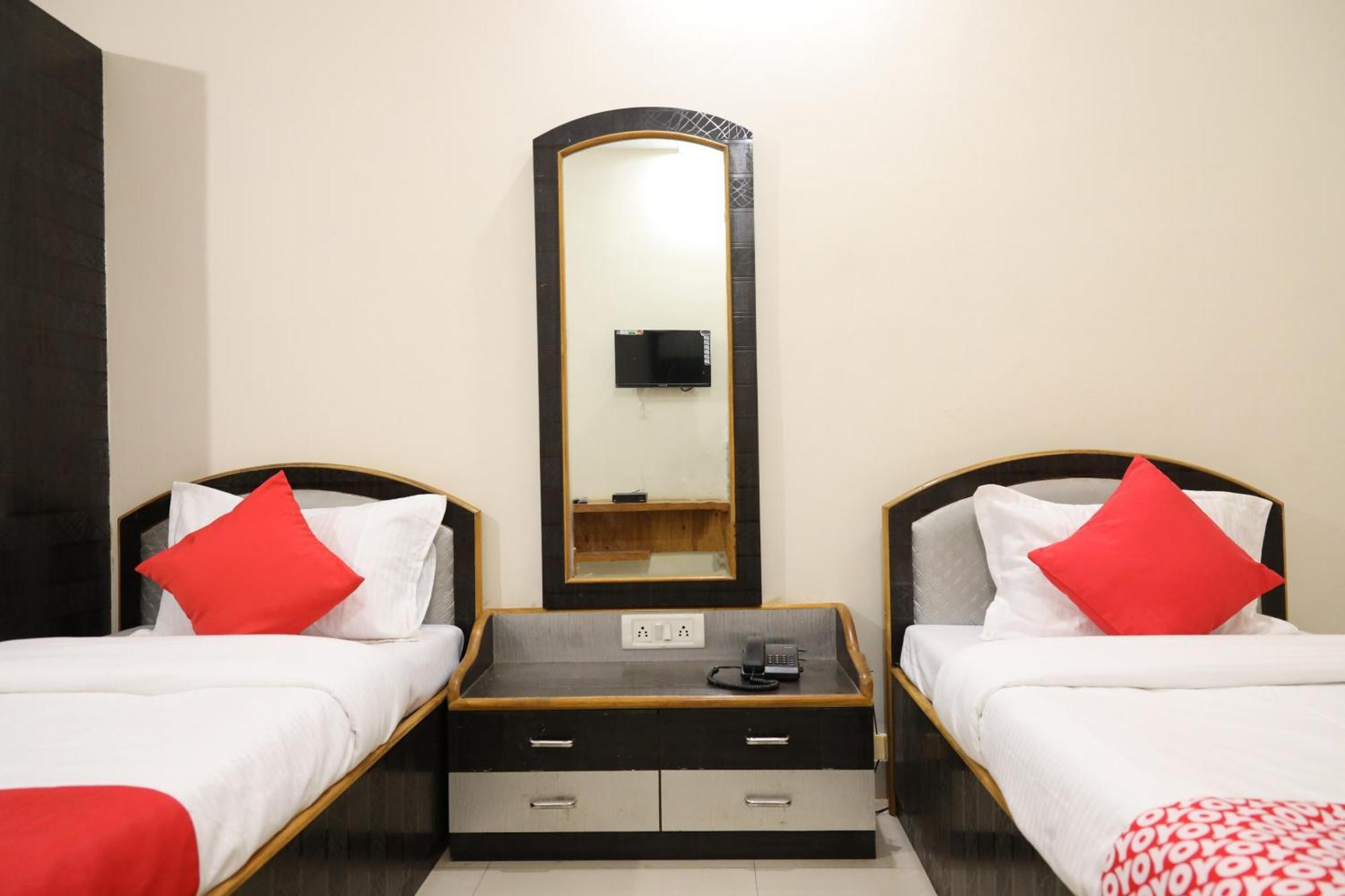 Hotel O Prithvi Inn Nagpur Esterno foto
